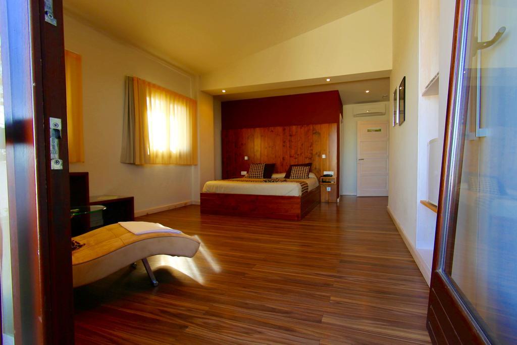 Hotel Mas Prades Deltebre Eksteriør bilde